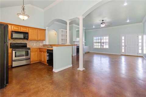 4389 Holiday DR, Fayetteville, AR 72701
