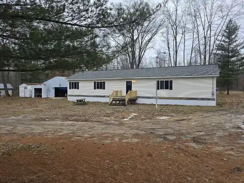 6841 E Gladwin Road, Harrison, MI 48625