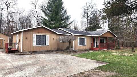 5715 W Marl Lake Road, Roscommon, MI 48653