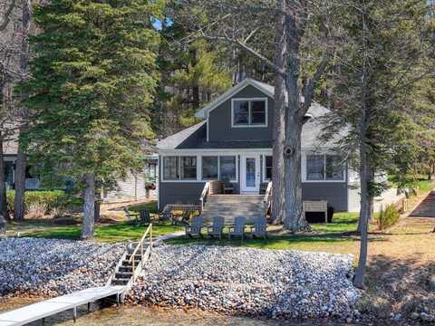 129 Chaney Point Drive, Roscommon, MI 48653
