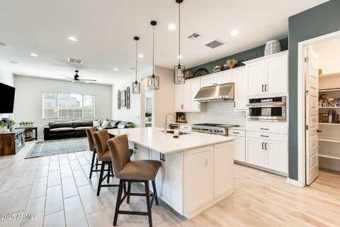 9509 S 39TH Drive, Laveen, AZ 85339