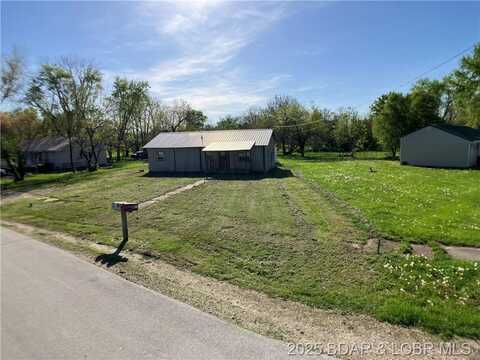 431 Missouri Avenue, Versailles, MO 65084