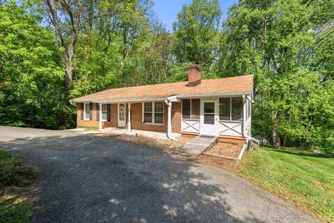 119 Adams Drive, Lynchburg, VA 24502