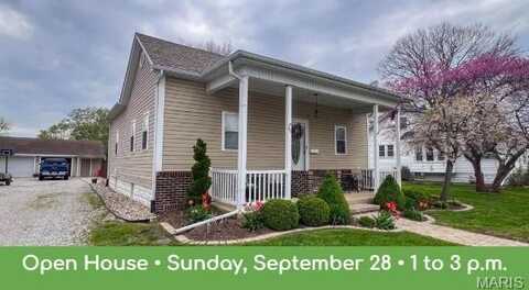 311 S Hibbard Street, Staunton, IL 62088