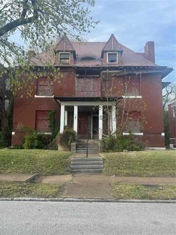 5837 Cates Avenue, Saint Louis, MO 63112