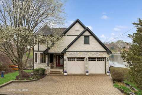 6107 Lake Shore Drive, Cary, IL 60013