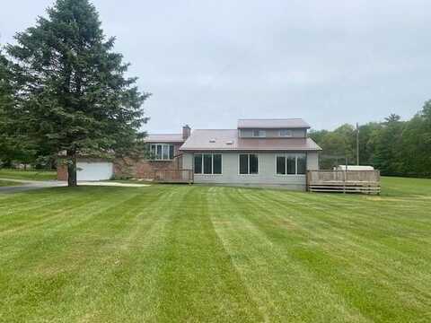 2856 Grandview Road, BEAVER, WV 25901
