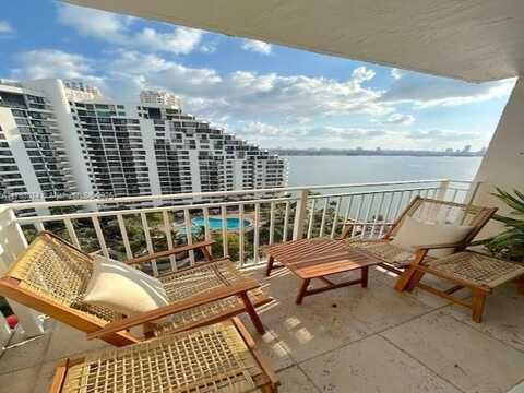 770 Claughton Island Dr, Miami, FL 33131