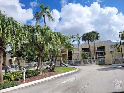 5720 Rock Island Rd, Tamarac, FL 33319