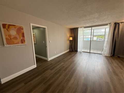 16450 Miami Dr, North Miami Beach, FL 33162