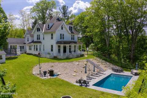 21 Stockbridge Rd, West Stockbridge, MA 01266