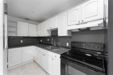 649 W 68th St, Hialeah, FL 33014