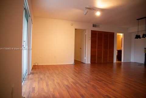 8335 SW 72nd Ave, Miami, FL 33143