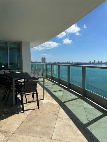 1331 Brickell Bay Dr, Miami, FL 33131