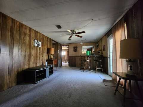 12607 Eloian Dr, Other City - In The State Of Florida, FL 33592