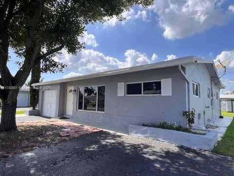 9021 NW 24th Pl, Sunrise, FL 33322