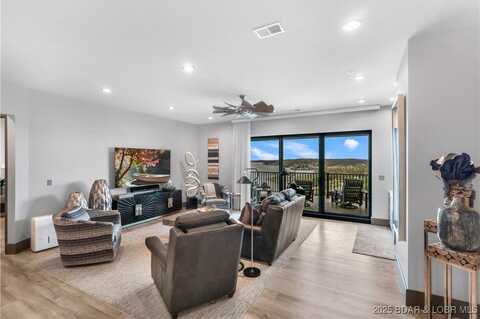 166 Captiva Drive, Sunrise Beach, MO 65079