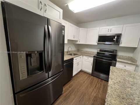 4354 NW 9th Ave, Deerfield Beach, FL 33064