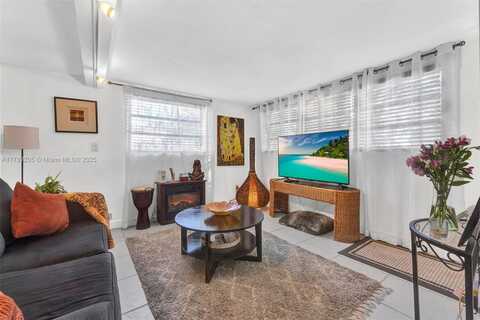 4240 SW 112th Ave, Miami, FL 33165