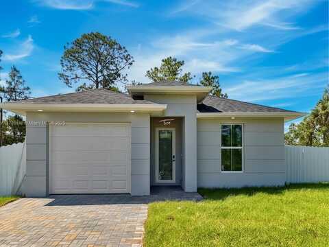 924 Berg ST E, Lehigh Acres, FL 33974