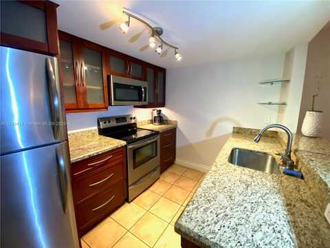 4530 SW 68th Ct Cir, Miami, FL 33155