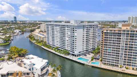 137 Golden Isles Dr, Hallandale Beach, FL 33009