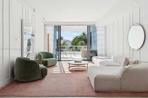 2201 Collins Ave, Miami Beach, FL 33139
