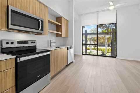 555 NE 8th St, Fort Lauderdale, FL 33304