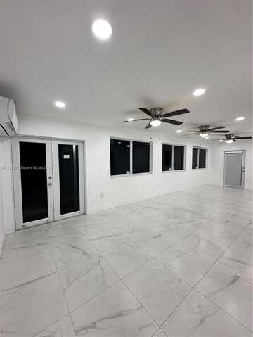 380 W 32nd St, Hialeah, FL 33012