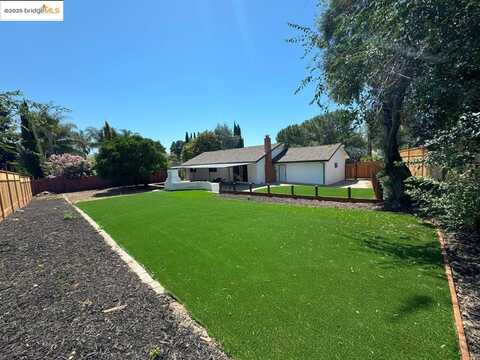 5233 La Corte Bonita, Concord, CA 94521