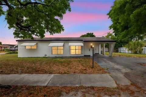 1920 N 66th Ave, Hollywood, FL 33024