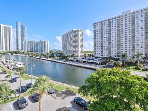 400 Kings Point Dr, Sunny Isles Beach, FL 33160