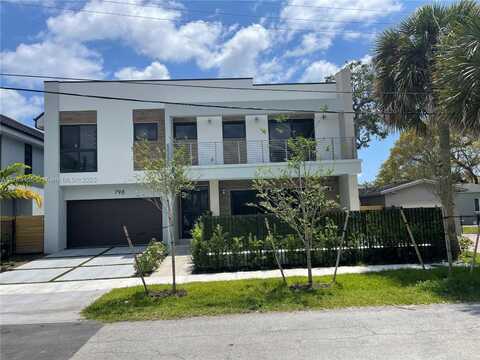 798 SW 8th Way, Fort Lauderdale, FL 33315
