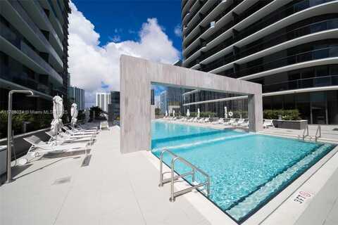 55 SW 9th St, Miami, FL 33130