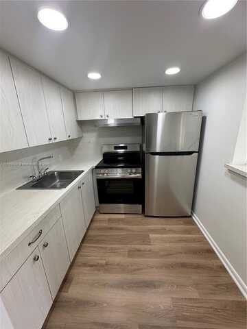 230 Brighton F, Boca Raton, FL 33434