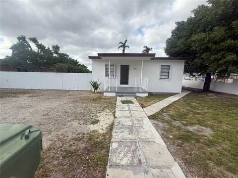 201 W 18th St, Hialeah, FL 33010