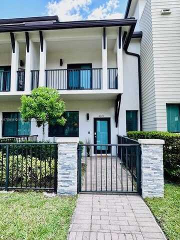 4767 NW 83rd Path, Doral, FL 33166