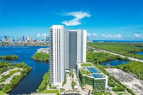 16385 Biscayne Blvd, North Miami Beach, FL 33160