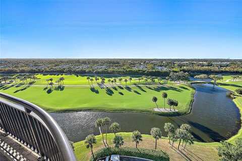 2427 Presidential Way, West Palm Beach, FL 33401