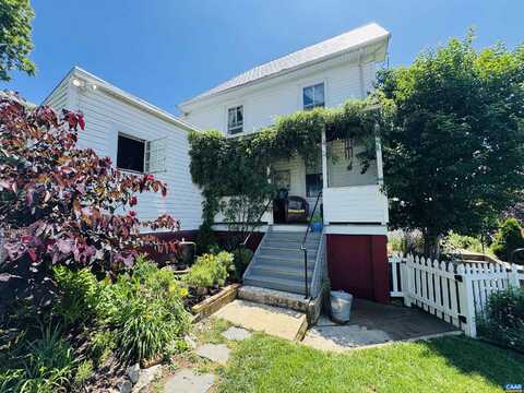 241 CHURCHVILLE AVE, STAUNTON, VA 24401
