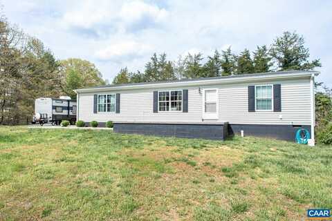 18 SHEPHERDS HILL RD, STANARDSVILLE, VA 22973