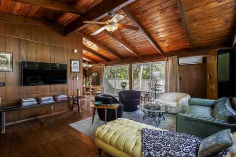 27 Eagle Lake Road, Bar Harbor, ME 04609