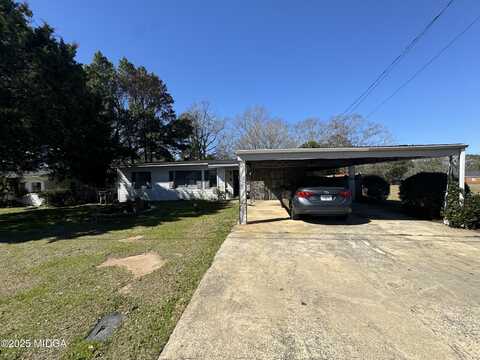 109 Elmwood Street, Warner Robins, GA 31093