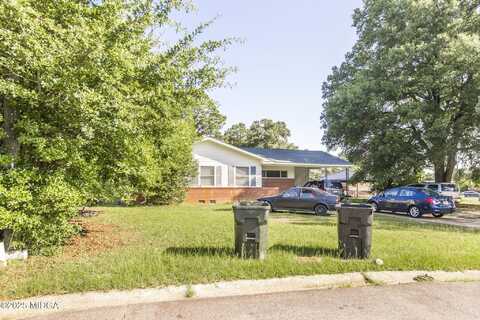 109 Delaware Avenue, Warner Robins, GA 31093
