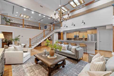 1467 Market Street, Chattanooga, TN 37402
