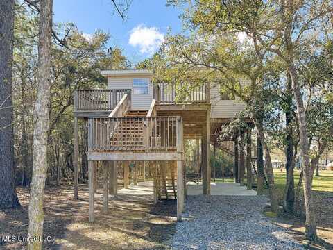 5047 Nelson Street, Bay Saint Louis, MS 39520