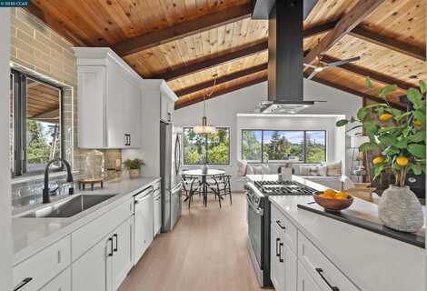 1408 Richardson St, Martinez, CA 94553
