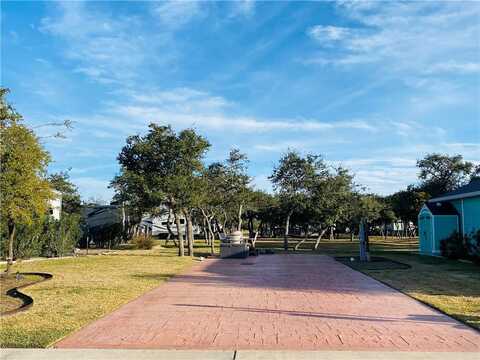 94 Augusta Circle, Aransas Pass, TX 78336