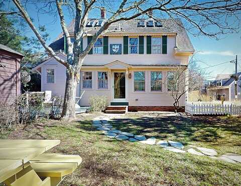 3 Fishburn Court, Provincetown, MA 02657