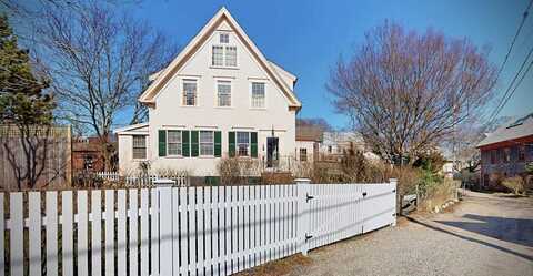 3 Fishburn Court, Provincetown, MA 02657